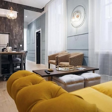 Apartamentos Plaza De Pedro Zerolo III Мадрид Екстериор снимка