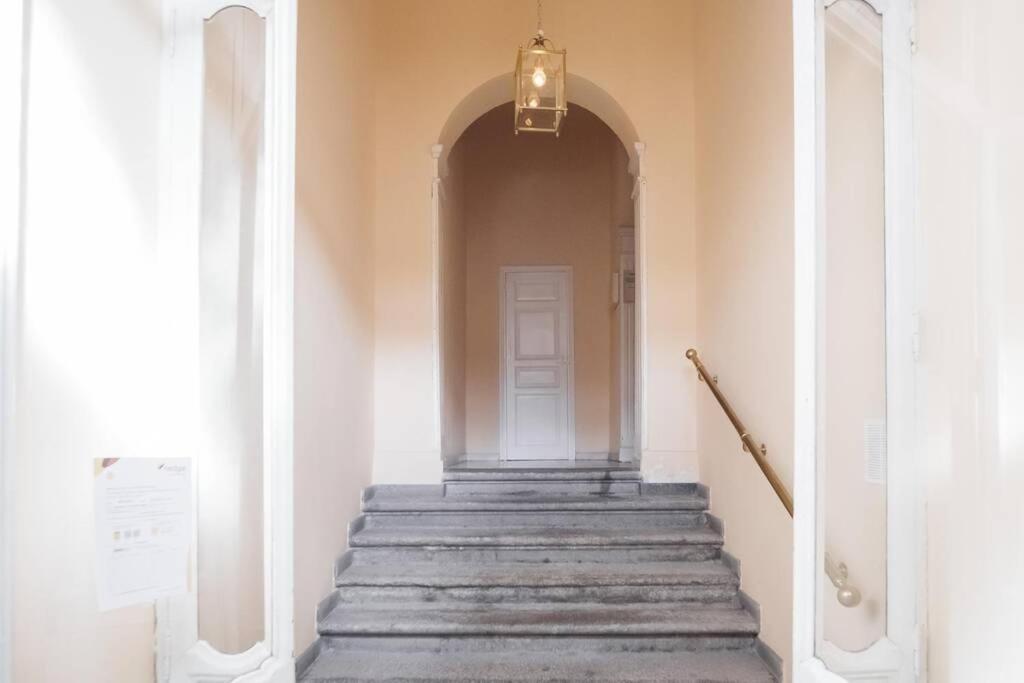 Apartamentos Plaza De Pedro Zerolo III Мадрид Екстериор снимка